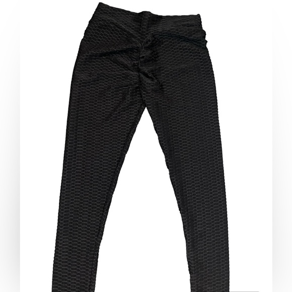 Viral “Butt-Scrunch” Leggings - flattering gym leggings size L - Picture 1 of 3